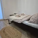 Noclegowy Jowish * Strachocina