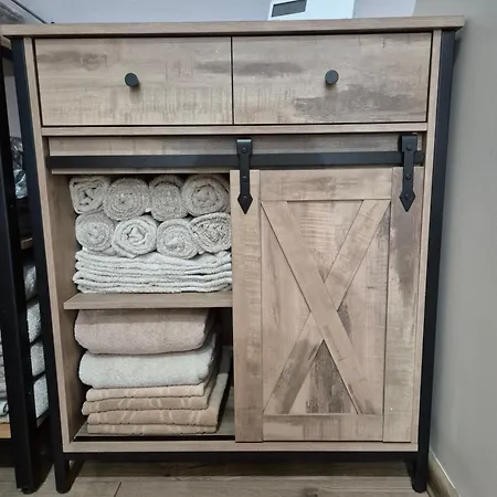 Noclegowy Jowish * Strachocina